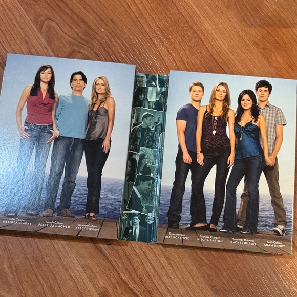 Warner Bros. The OC DVD Set - Vibrant Multicolor Covers - Picture 6 of 7